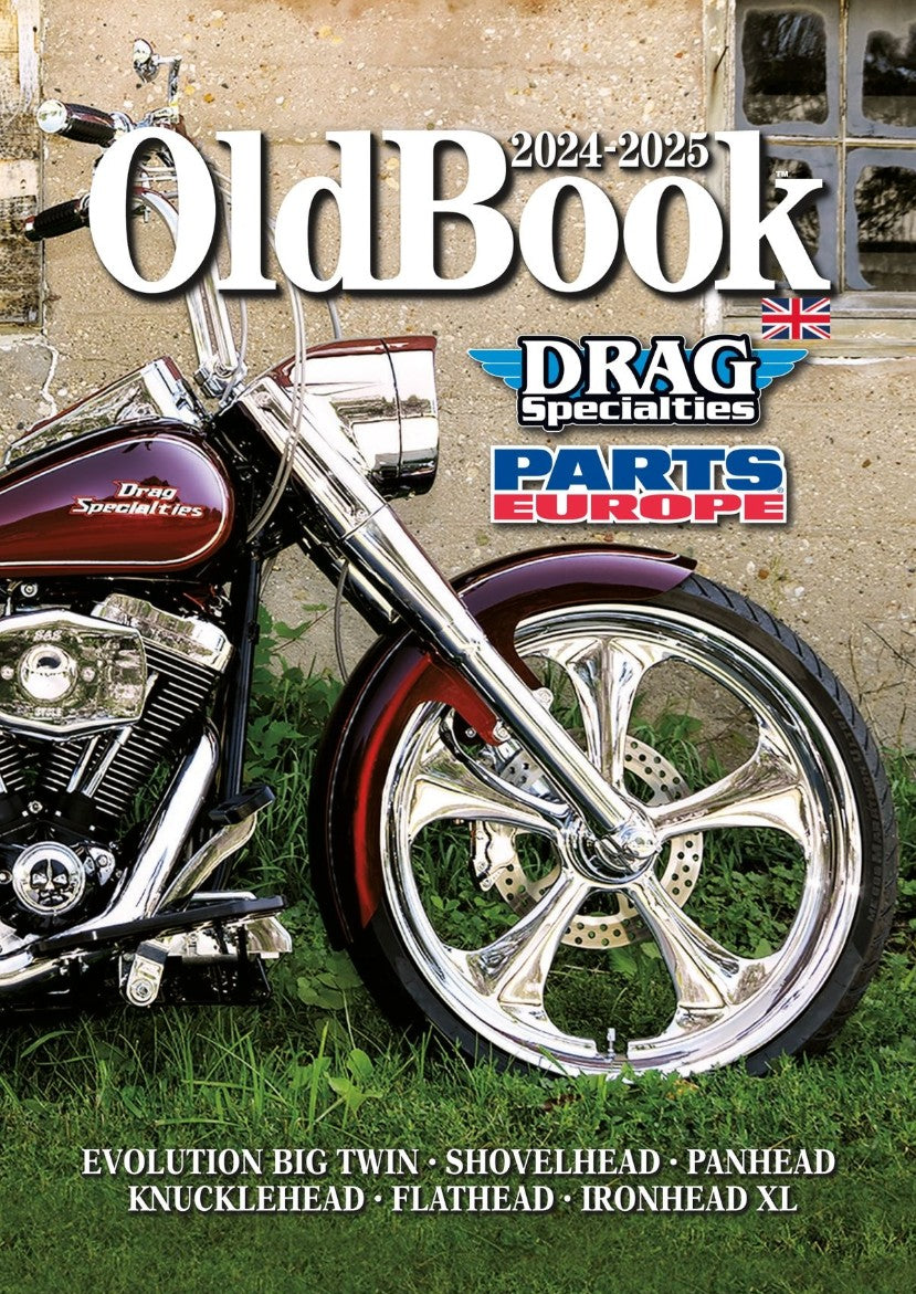Forside av OldBook 2024–2025-katalogen fra Drag Specialties og Parts Europe, med klassisk custom motorsykkel og kromdetaljer.